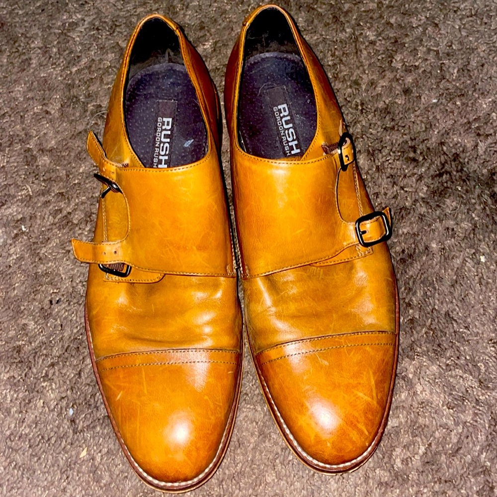Selling a pair of Gordon Rush dress shoes/ loafers